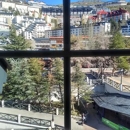 Todosierranevada Zona Baja - De 4 - Junto A Telecabinas Sierra Nevada